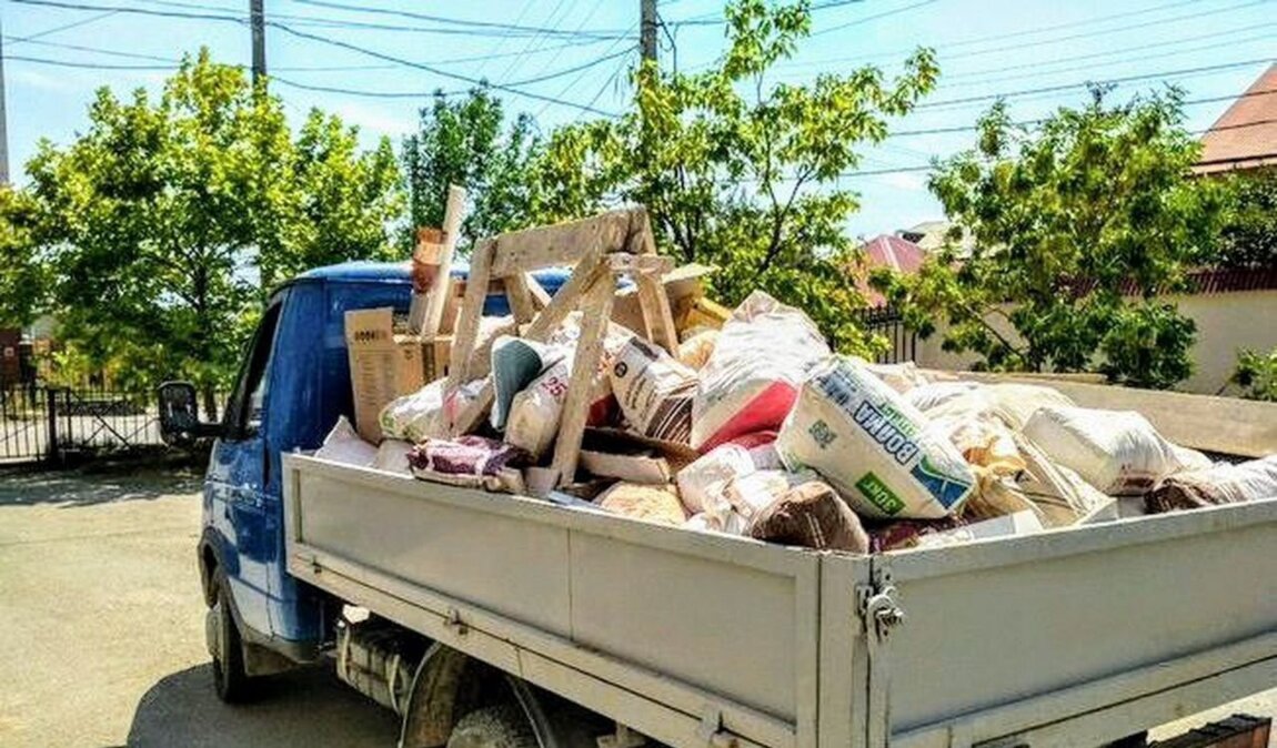 Вывоз мусора Газелью в Махачкале в октябре